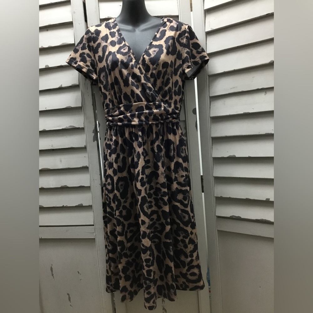Leopard print dress by Ouges NWT